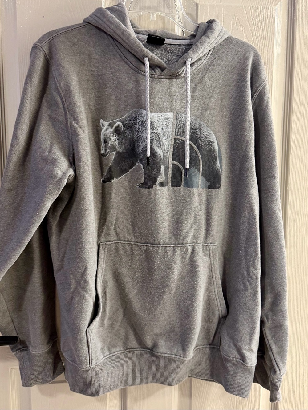 The North Face Gray Bear Graphic Hoodie men’s size large